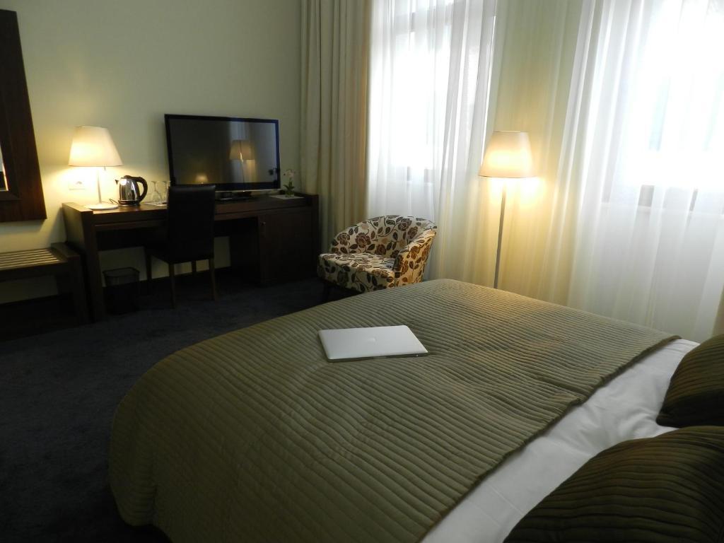 Boutique Hotel Kotoni Tirana Habitación foto