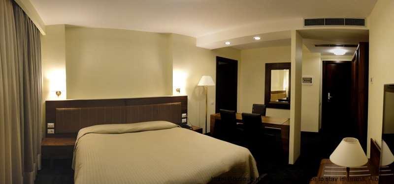 Boutique Hotel Kotoni Tirana Habitación foto